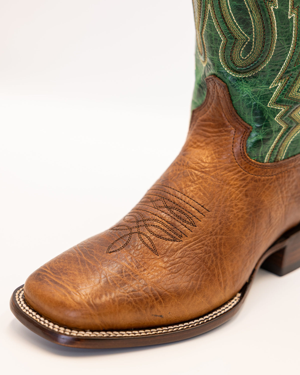 Austin Bison Camel