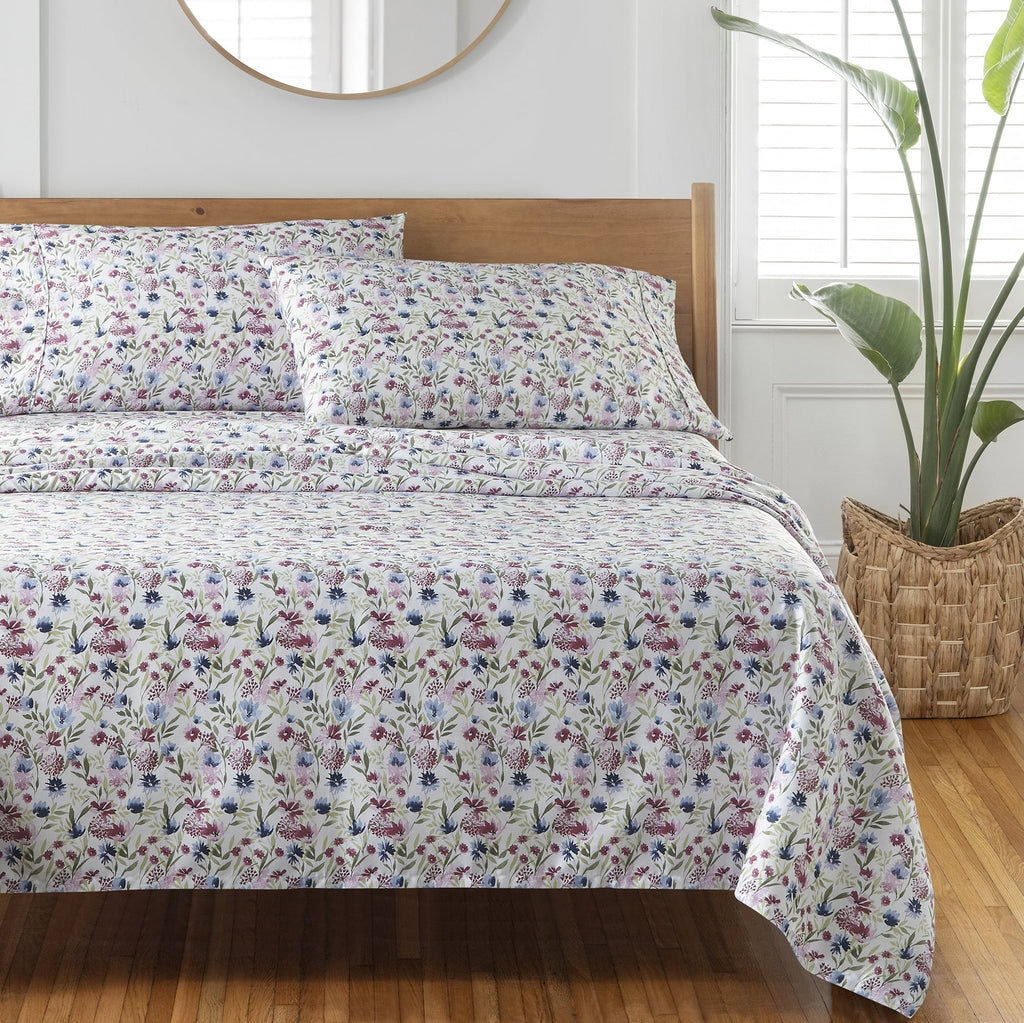 Better Homes & Gardens 4-Piece 300 Thread Count Bashful Blooms Cool Cotton Sateen Bed Sheet Set, Queen, Deep Pocket